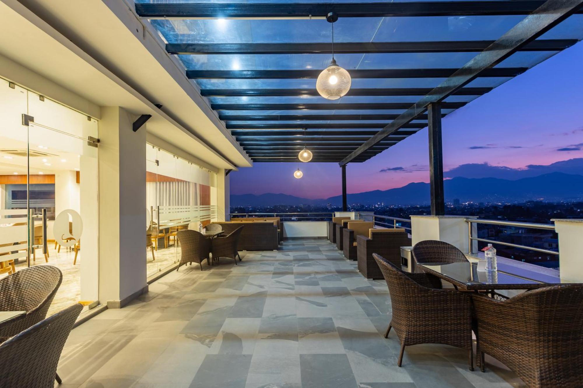 Mandala Norling Lords Prime Kathmandu Hotel ภายนอก รูปภาพ