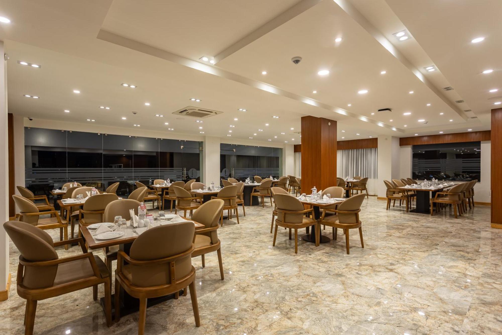 Mandala Norling Lords Prime Kathmandu Hotel ภายนอก รูปภาพ