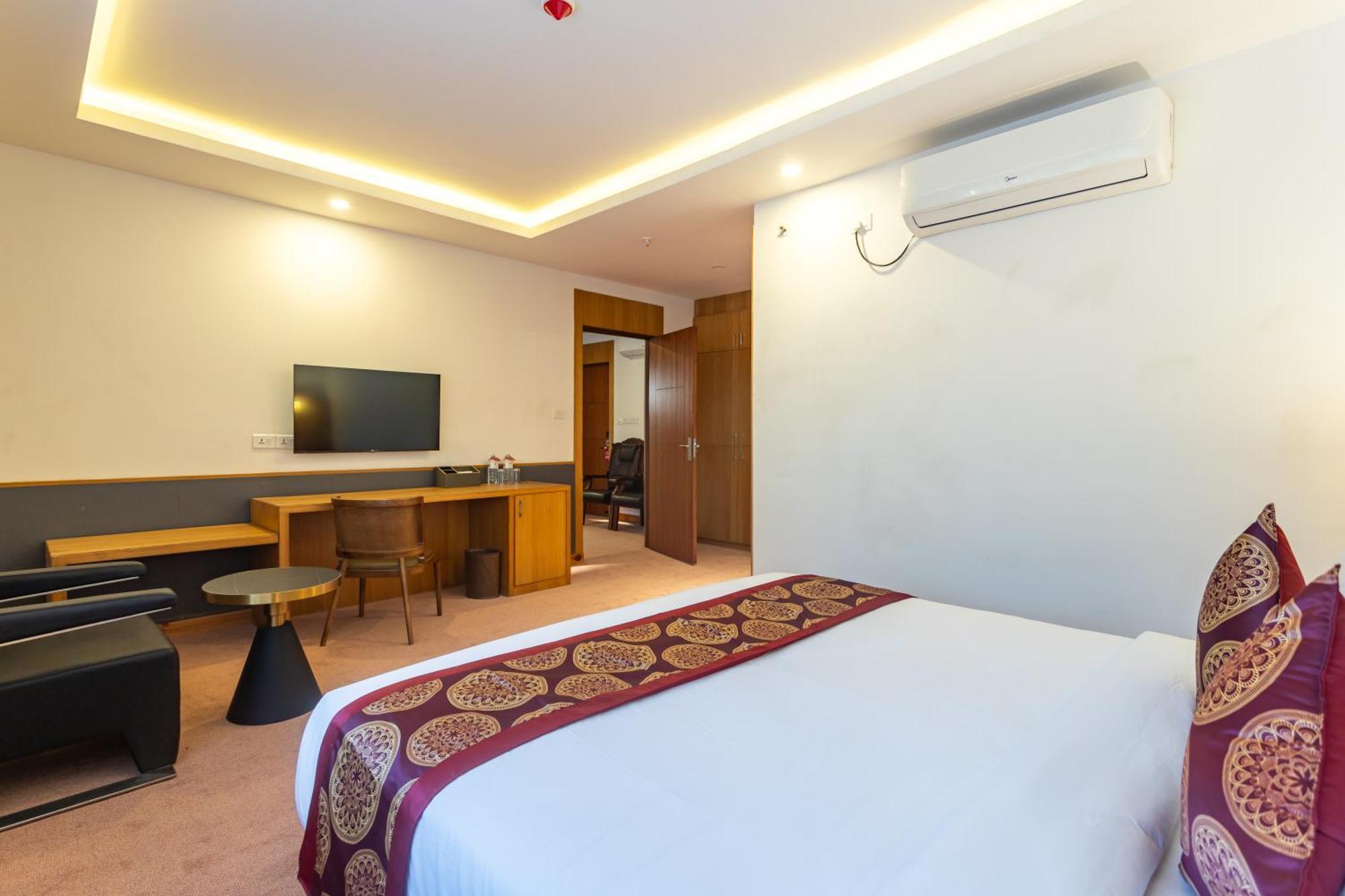 Mandala Norling Lords Prime Kathmandu Hotel ภายนอก รูปภาพ